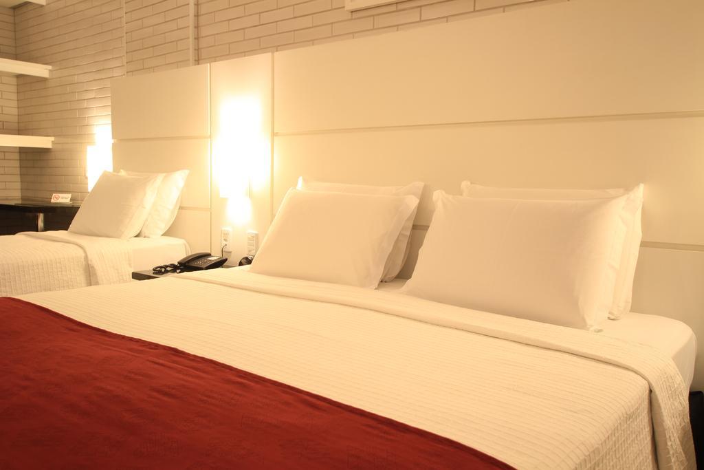 Hotel Confiance Prime Batel كوريتيبا الغرفة الصورة