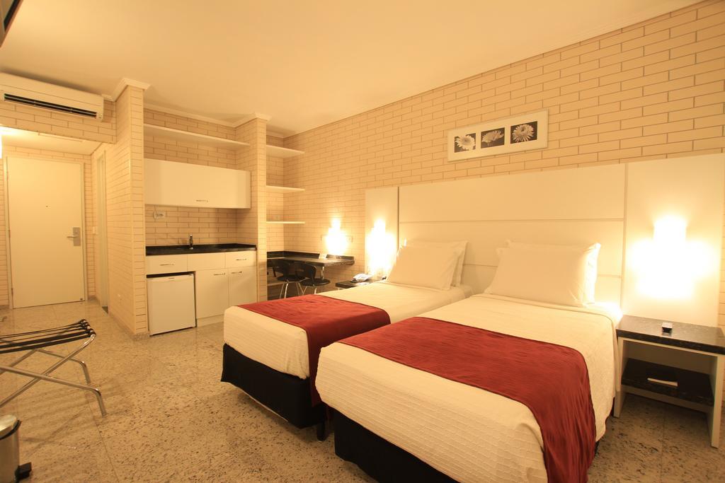 Hotel Confiance Prime Batel كوريتيبا الغرفة الصورة